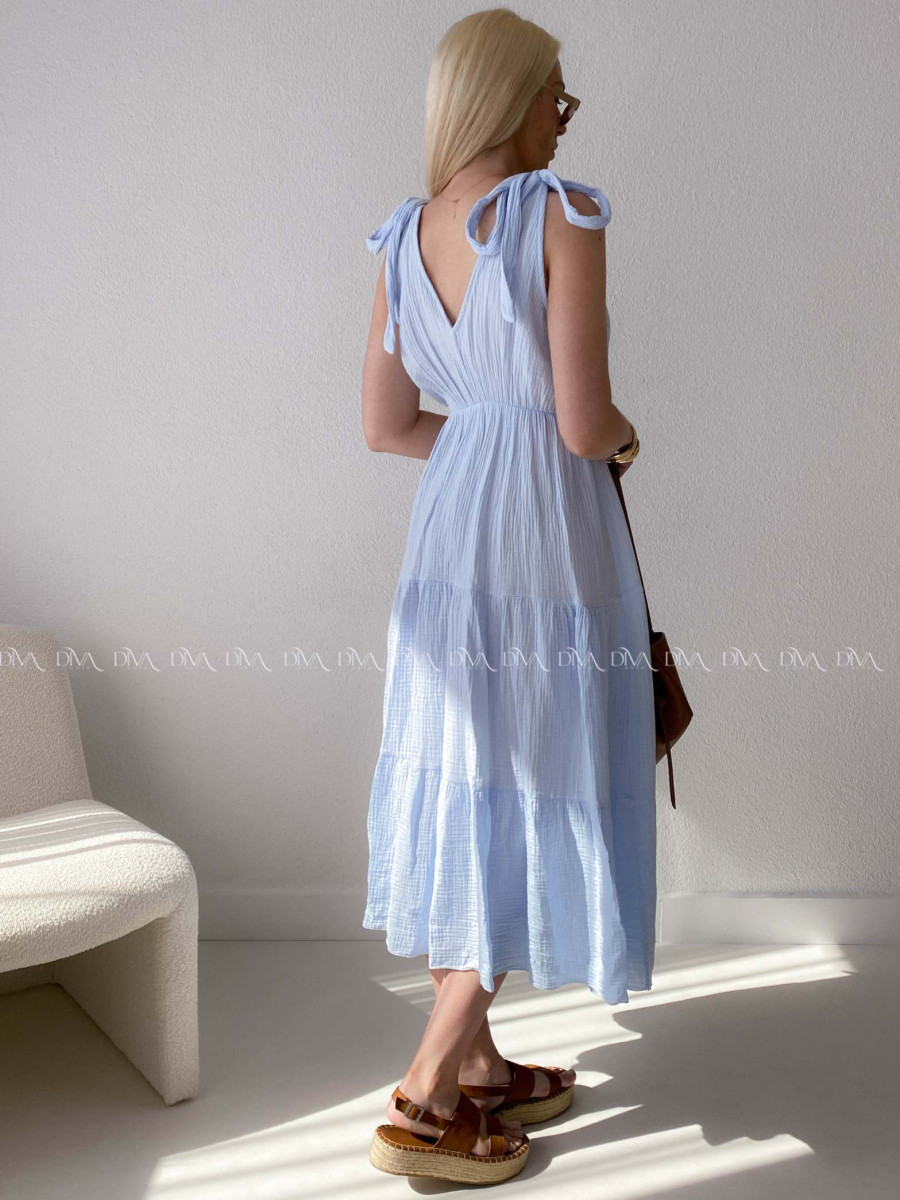 Mušelínové maxi šaty s vázáním na ramenou baby modré AB 159