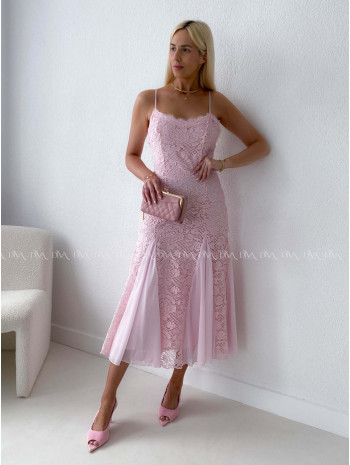 Háčkované elegantné maxi šaty na ramienka ružové AB 165 Háčkované elegantné maxi šaty na ramienka ružové AB 165