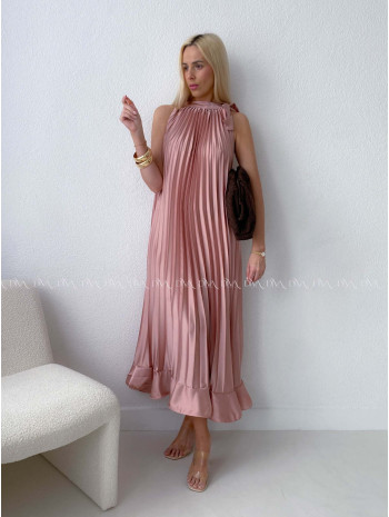 Elegantné saténové plisované maxi šaty blush pink AB 171