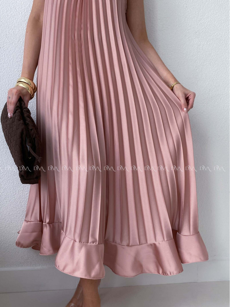 Elegantné saténové plisované maxi šaty blush pink AB 171