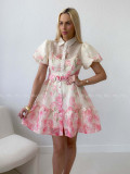 Elegantné krátke šaty s kvetmi a puf rukávmi AB 177