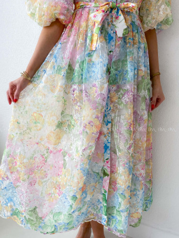 Elegantné vyšívané maxi šaty s kvetmi Leona AB 218 Elegantné vyšívané maxi šaty s kvetmi Leona AB 218