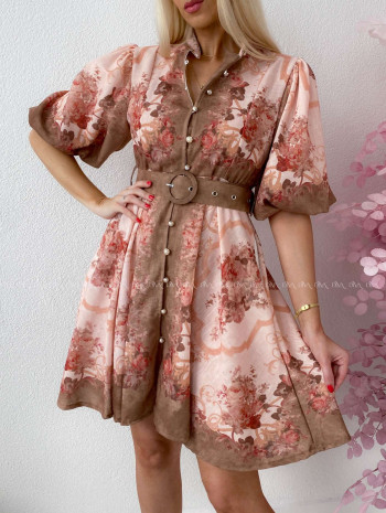 Elegantné kvetinové šaty s puf rukávom krátke Yasmin čokoládové AB 249 Elegantné kvetinové šaty s puf rukávom krátke Yasmin čokoládové AB 249