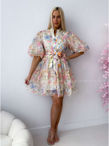 Elegantné vyšívané krátke šaty s kvetmi Tiffany AB 258 Elegantné vyšívané krátke šaty s kvetmi Tiffany AB 258