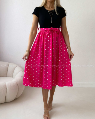 Midi šaty s bodkami čierna/ fuchsia AB 523