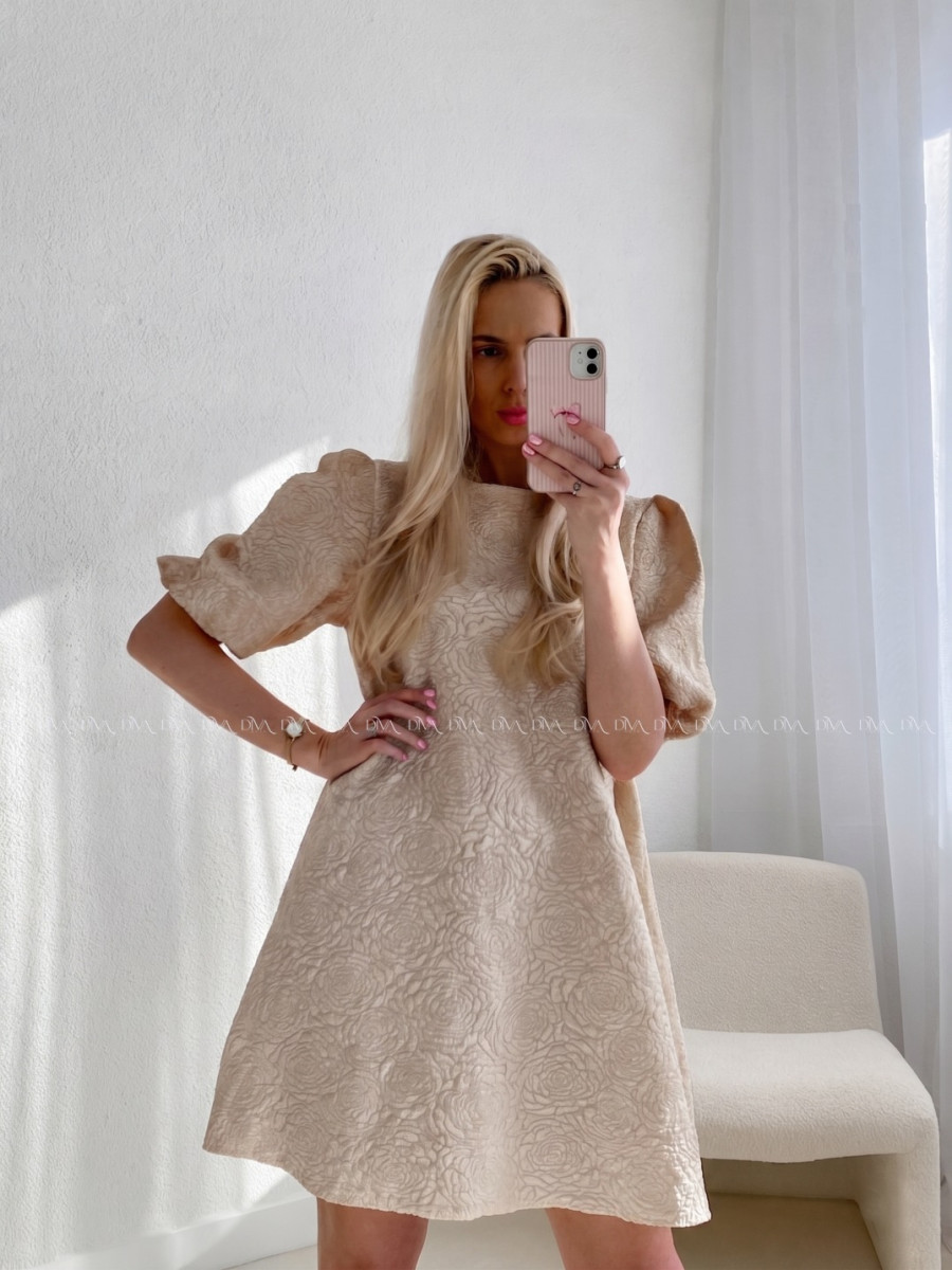 Elegantné šaty s 3d kvetmi rosses béžovo-zlatisté AB 108