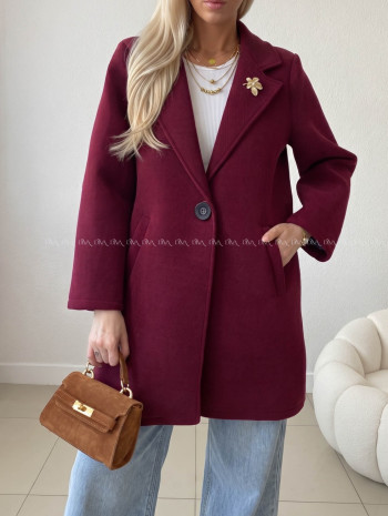 Midi prechodný kabát s brošňou burgundy AB 59 Midi prechodný kabát s brošňou burgundy AB 59
