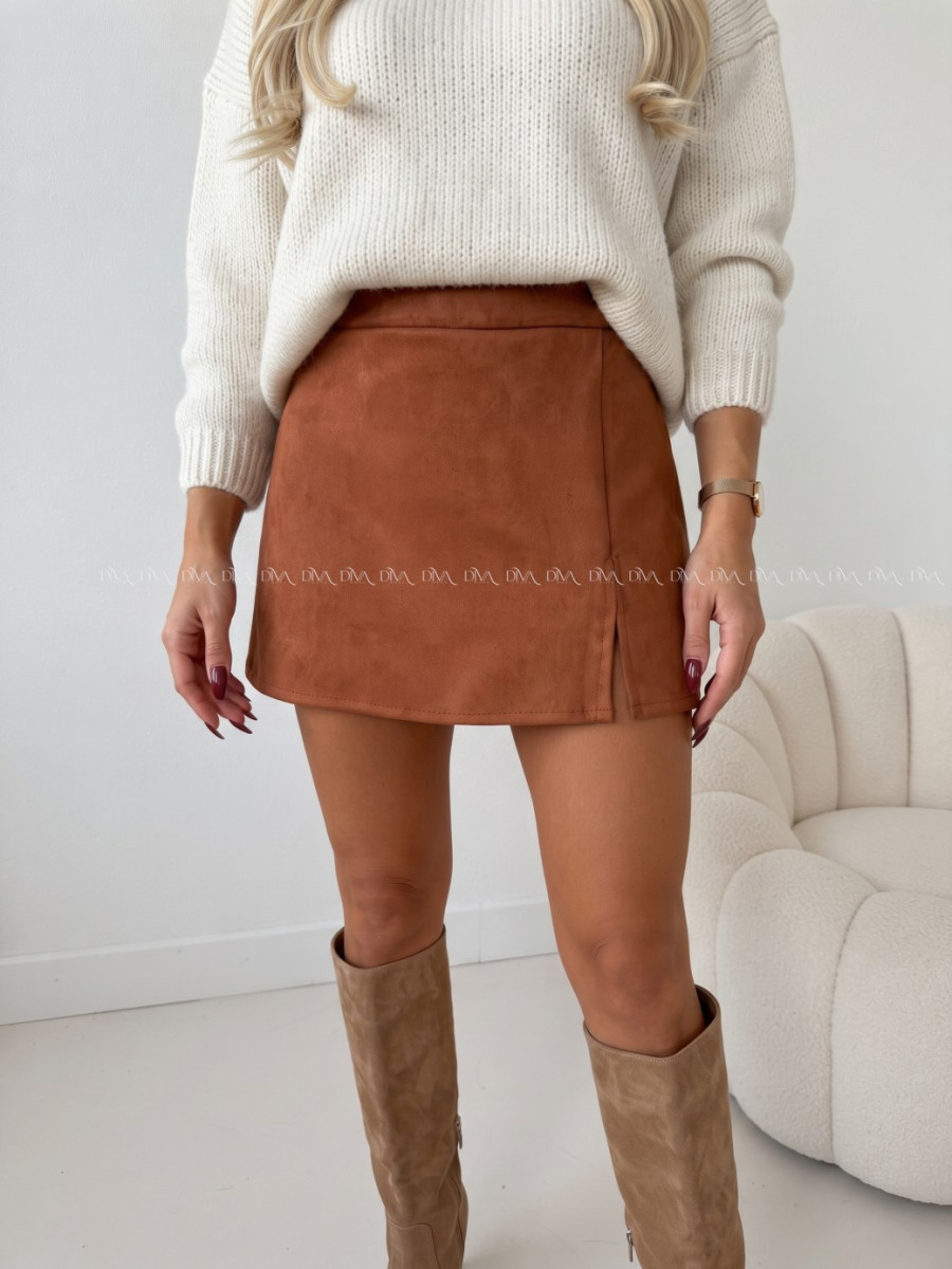 Jelenicový skort škoricový AB 700 Jelenicový skort škoricový AB 700