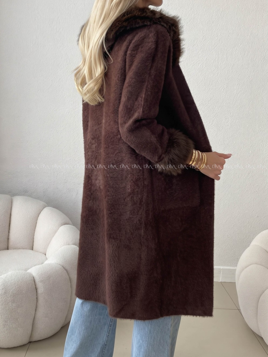 Fluffy predĺžený kardigan s kožušinou čokoládový AB 709 Fluffy predĺžený kardigan s kožušinou čokoládový AB 709