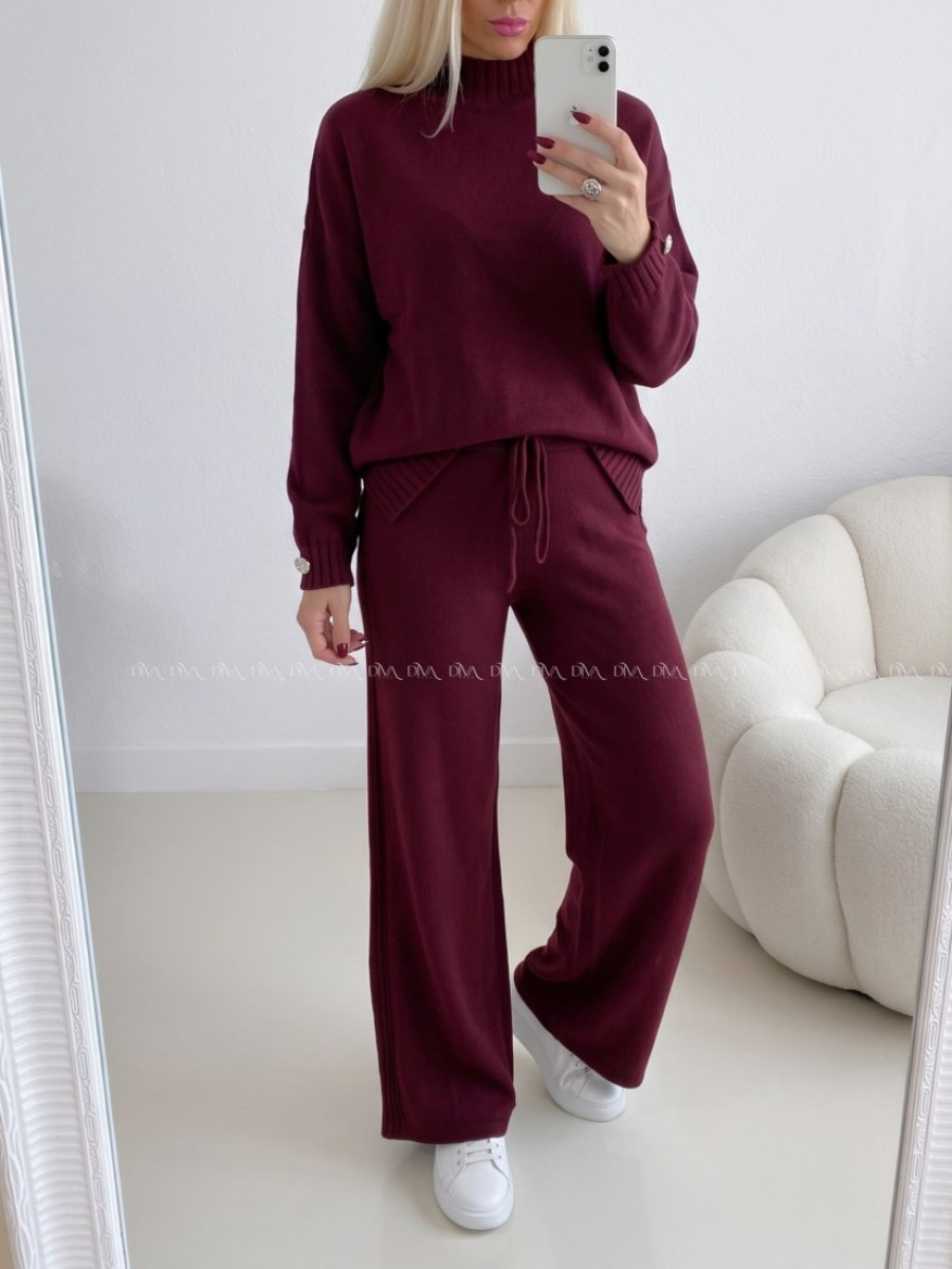 Úpletový komplet sveter + nohavice burgundy AA 157