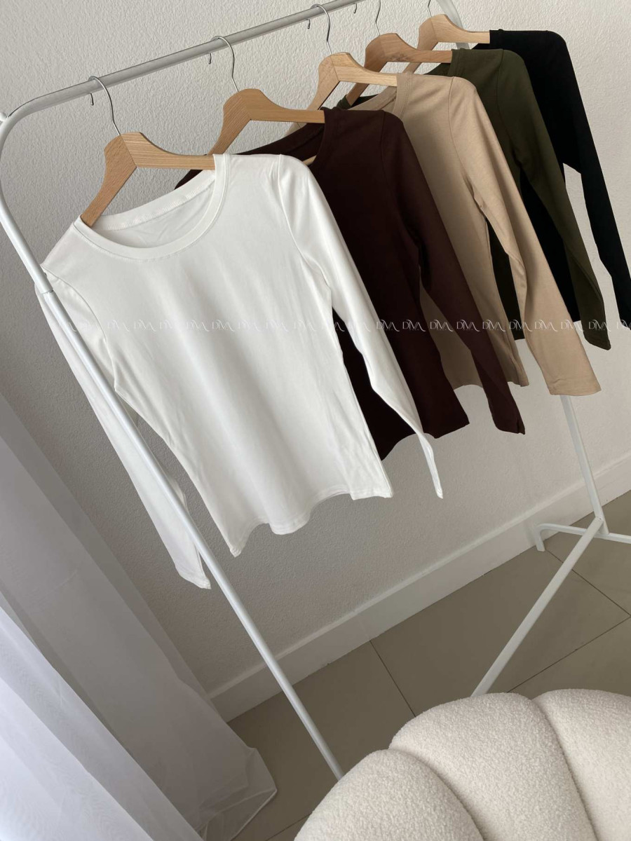 Basic top čokoládový AB 815 Basic top čokoládový AB 815