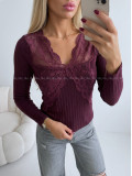 Úpletový top s krajkou burgundy AB 946