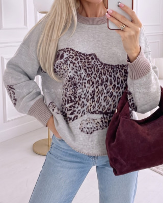 Oversize sveter Leopard sivý AA 16