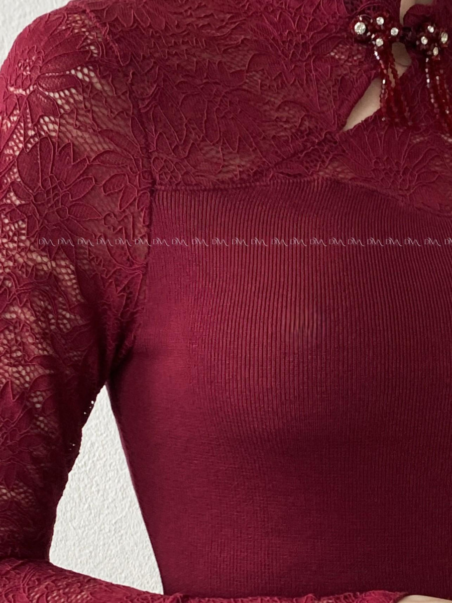 Úpletový top s krajkou a korálkovým zdobením burgundy AB 904 Úpletový top s krajkou a korálkovým zdobením burgundy AB 904