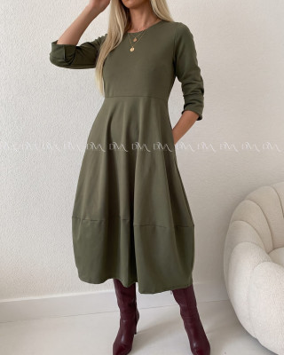 Maxi šaty hruškového strihu khaki zelené A 105