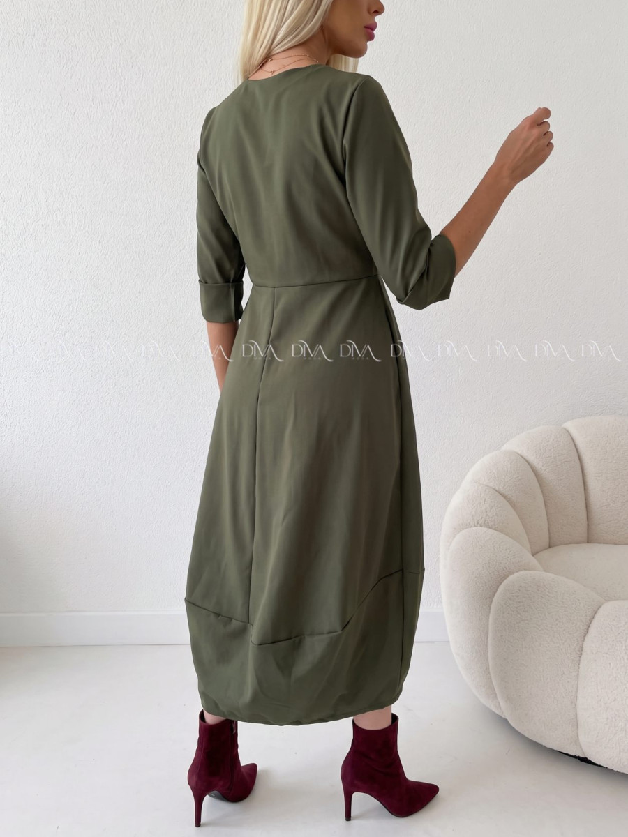 Maxi šaty hruškového strihu khaki zelené A 105