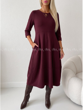 Maxi šaty hruškového strihu burgundy AA 105 Maxi šaty hruškového strihu burgundy AA 105