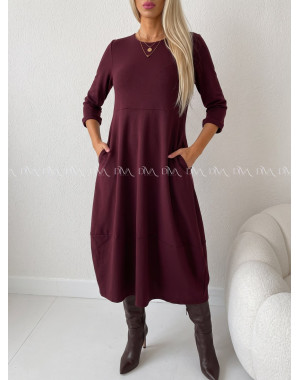 Maxi šaty hruškového strihu burgundy AA 105