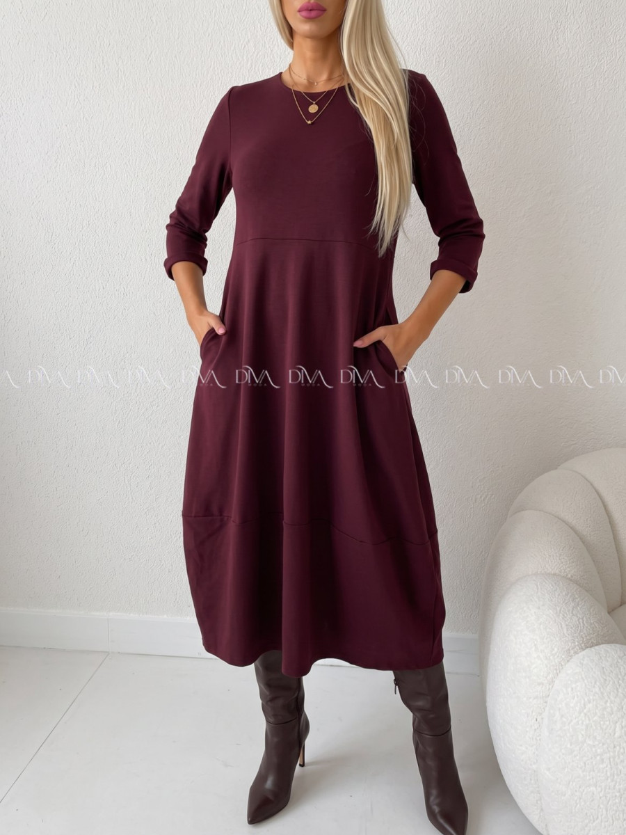 Maxi šaty hruškového strihu burgundy AA 105 Maxi šaty hruškového strihu burgundy AA 105